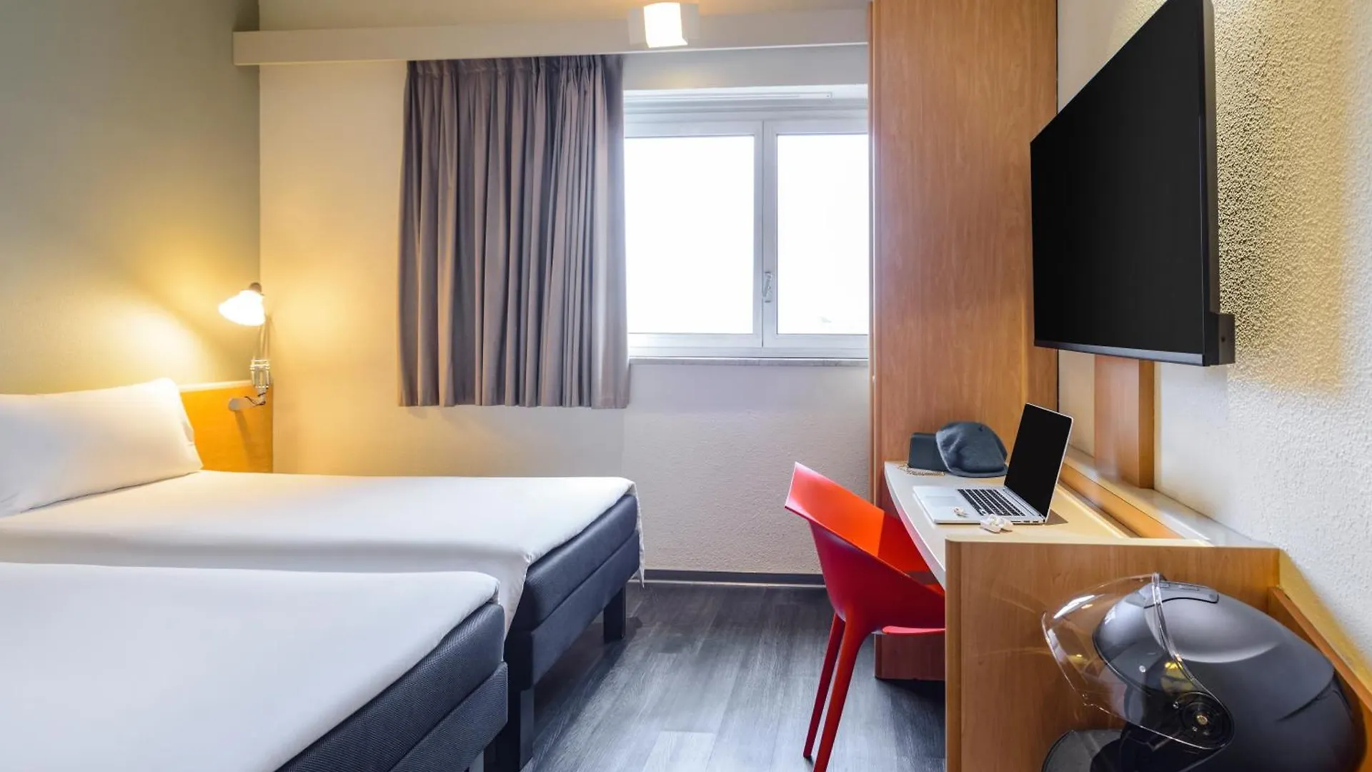 מלון Ibis Milano Centro