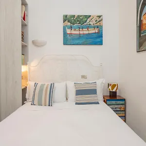 New In Downtown Close To Duomo Apartament